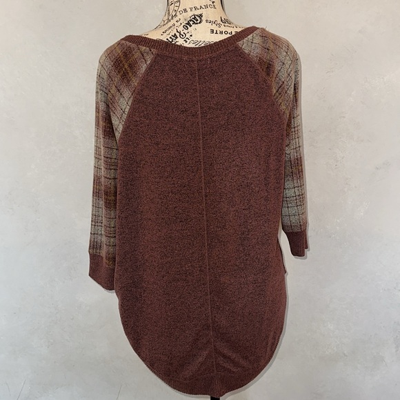 Maurice’s Tunic - Picture 4 of 5